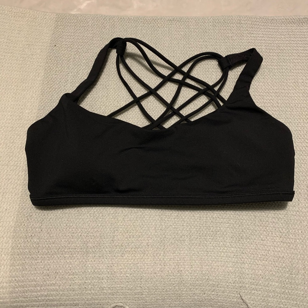 free to be wild size 10 lululemon